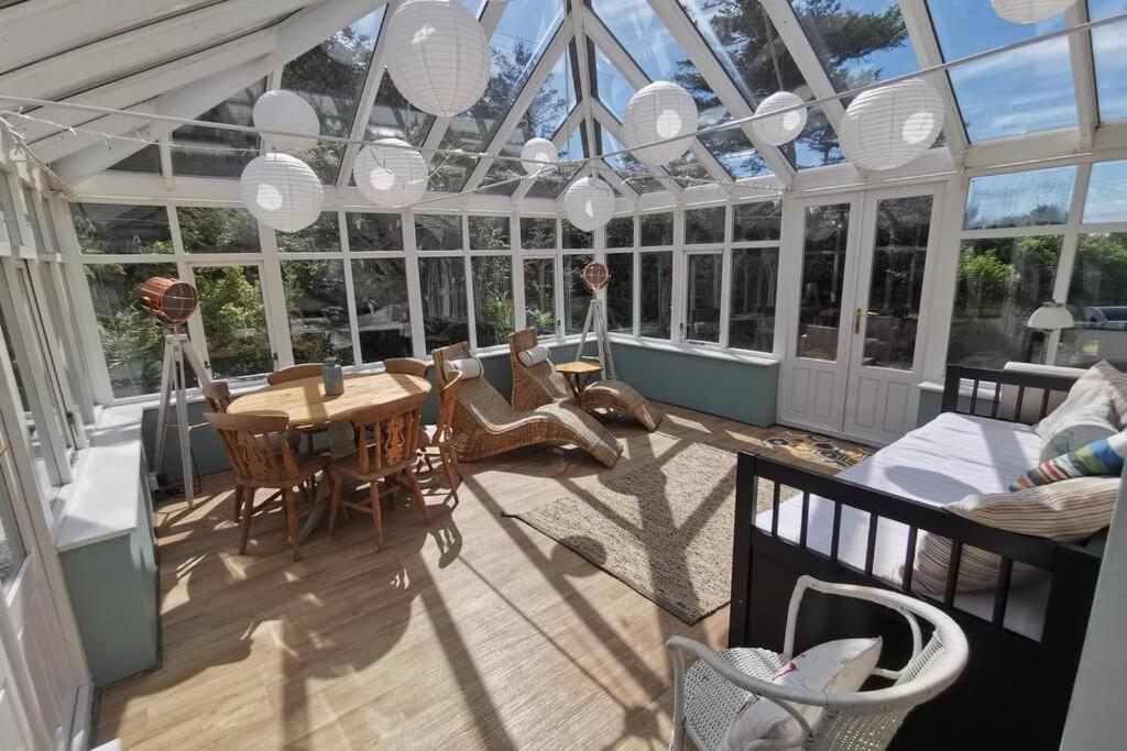 Vila Cosy, Coastal Retreat With A Large Garden Monreith Exteriér fotografie